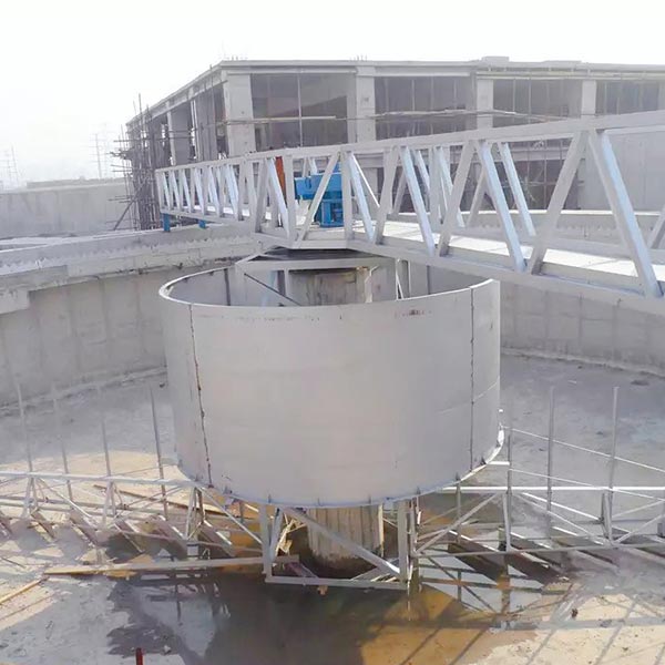 周邊傳動刮泥機